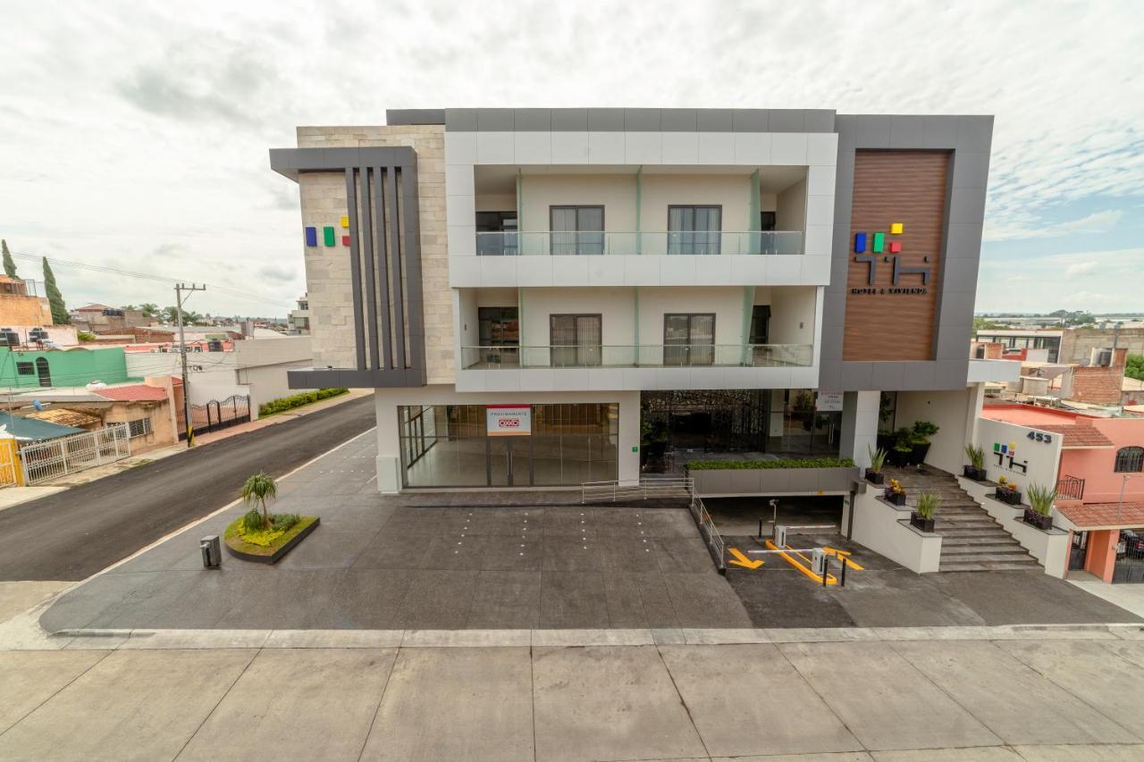 Th Hotel & Vivienda Tepatitlán de Morelos Exterior foto